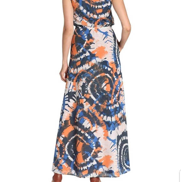 Vince Camuto Tritik Button Down Maxi - Picture 4 of 6